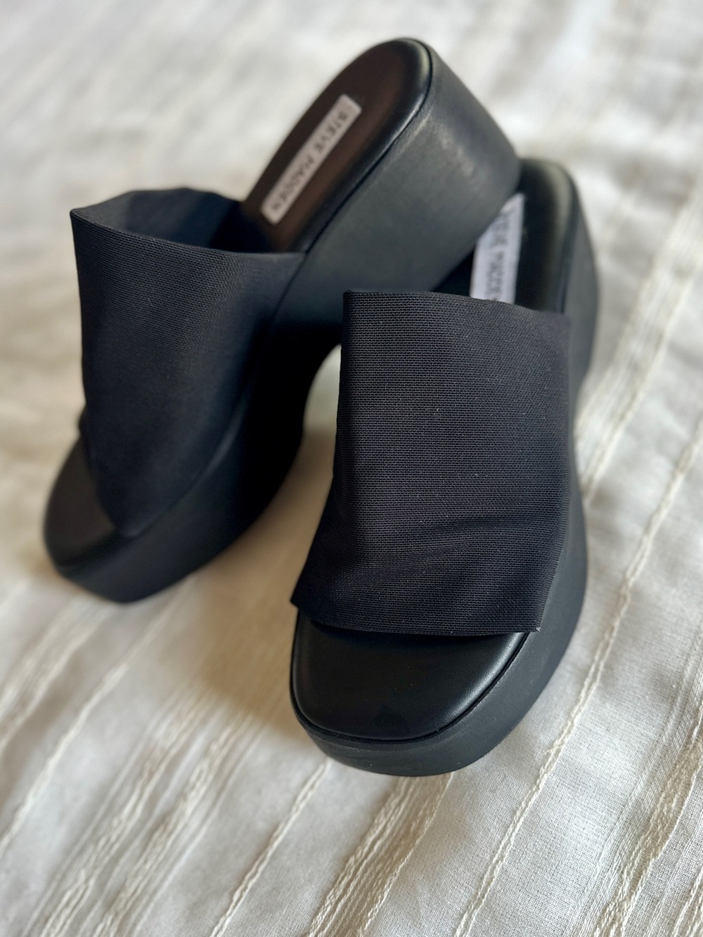 NWOB STEVE MADDEN Y2K Slinky30 Black Sandal | Women’s 39